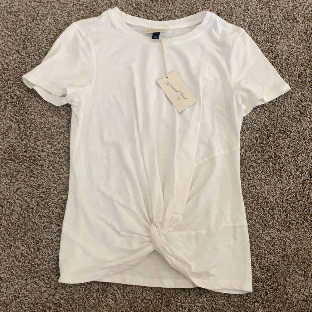Universal Thread White Knot Tee.